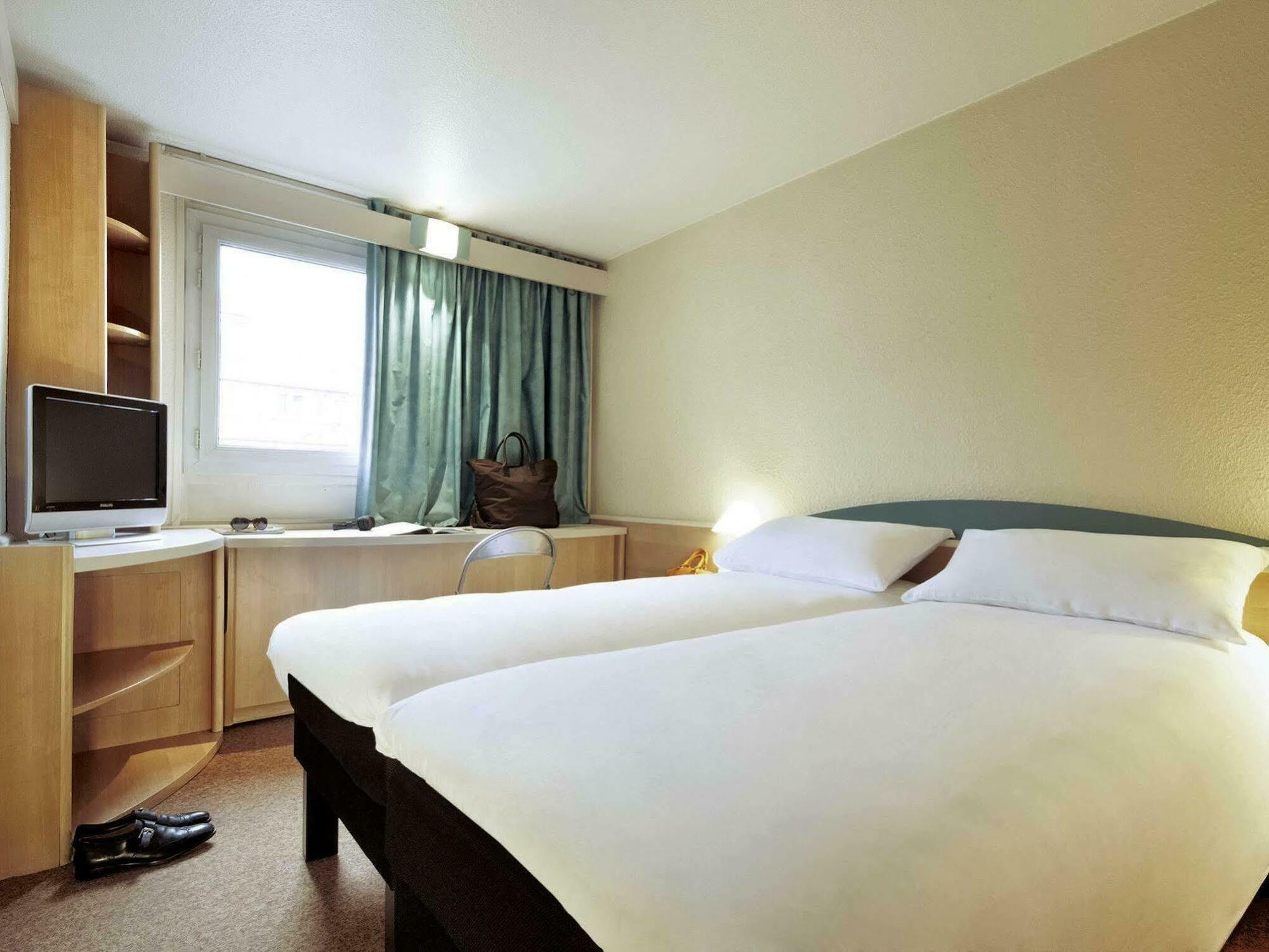 Hotel Ibis Gare Du Nord Chateau Landon 10eme Paris