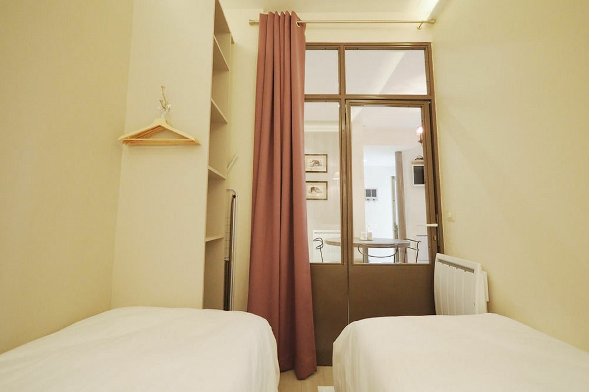 - Saint Germain Apartment Paris