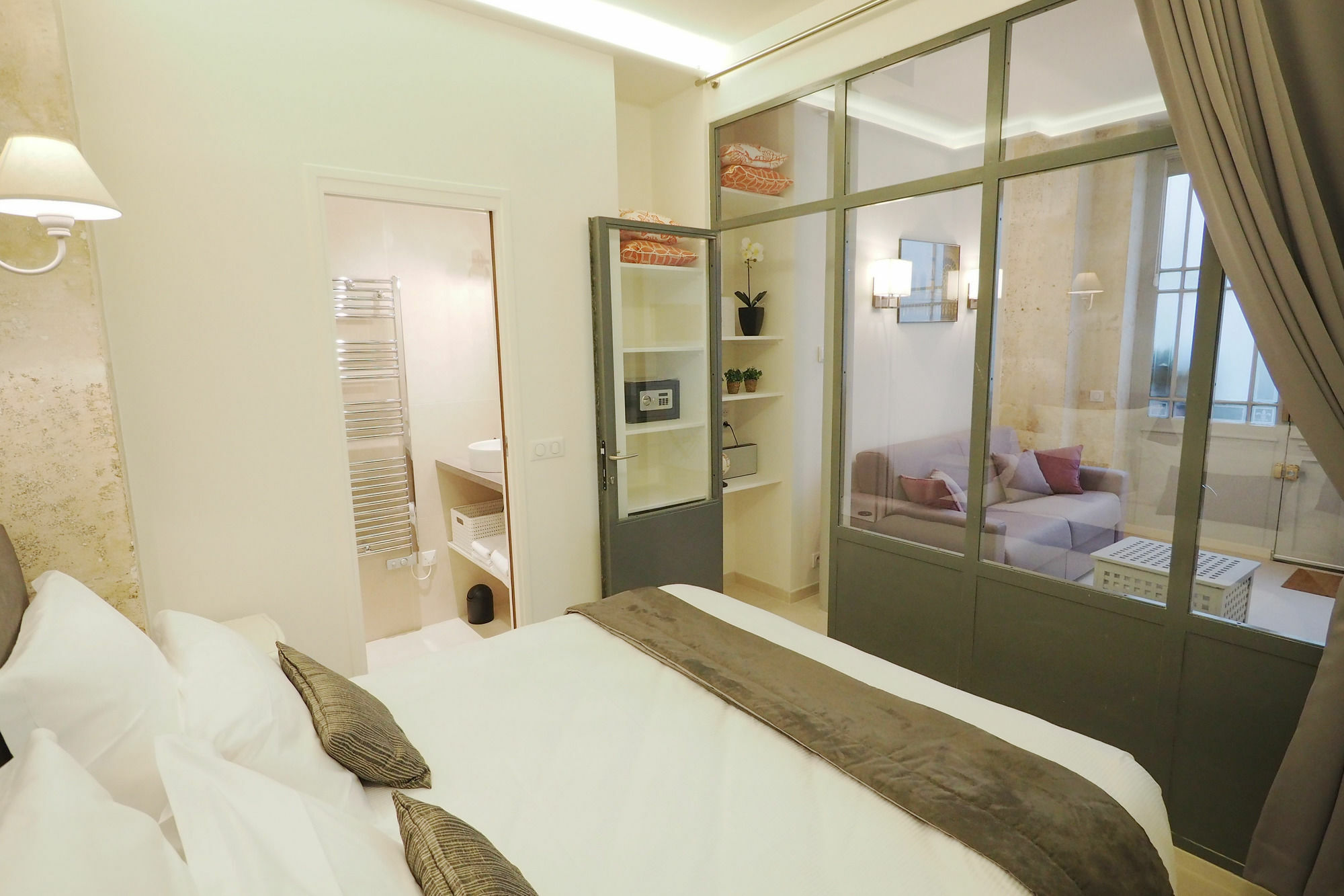 - Saint Germain Apartment *