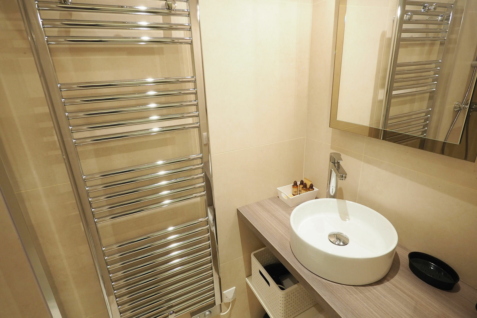 - Saint Germain Apartment