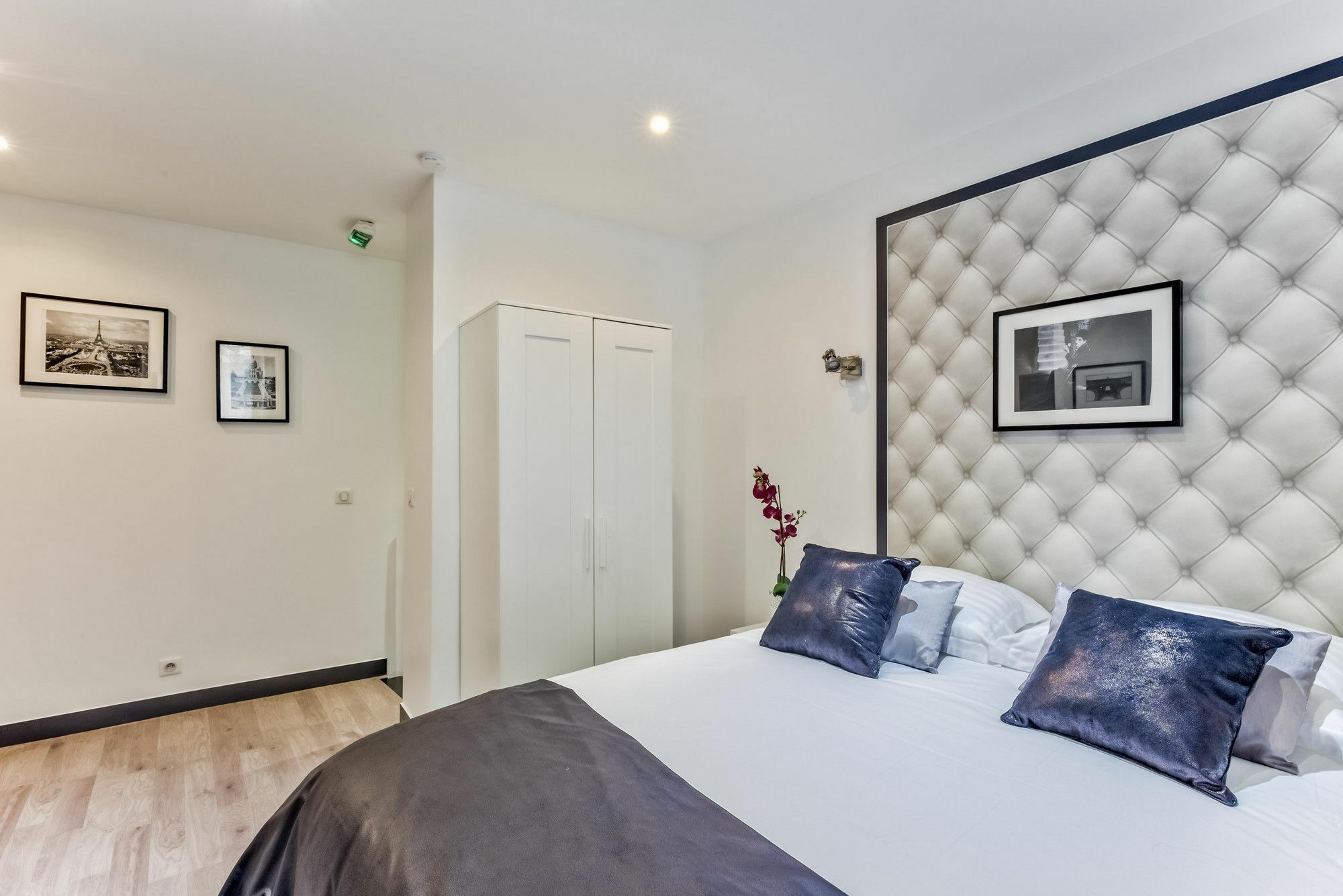 Apartment 21 - Atelier Chaplin Montorgueil