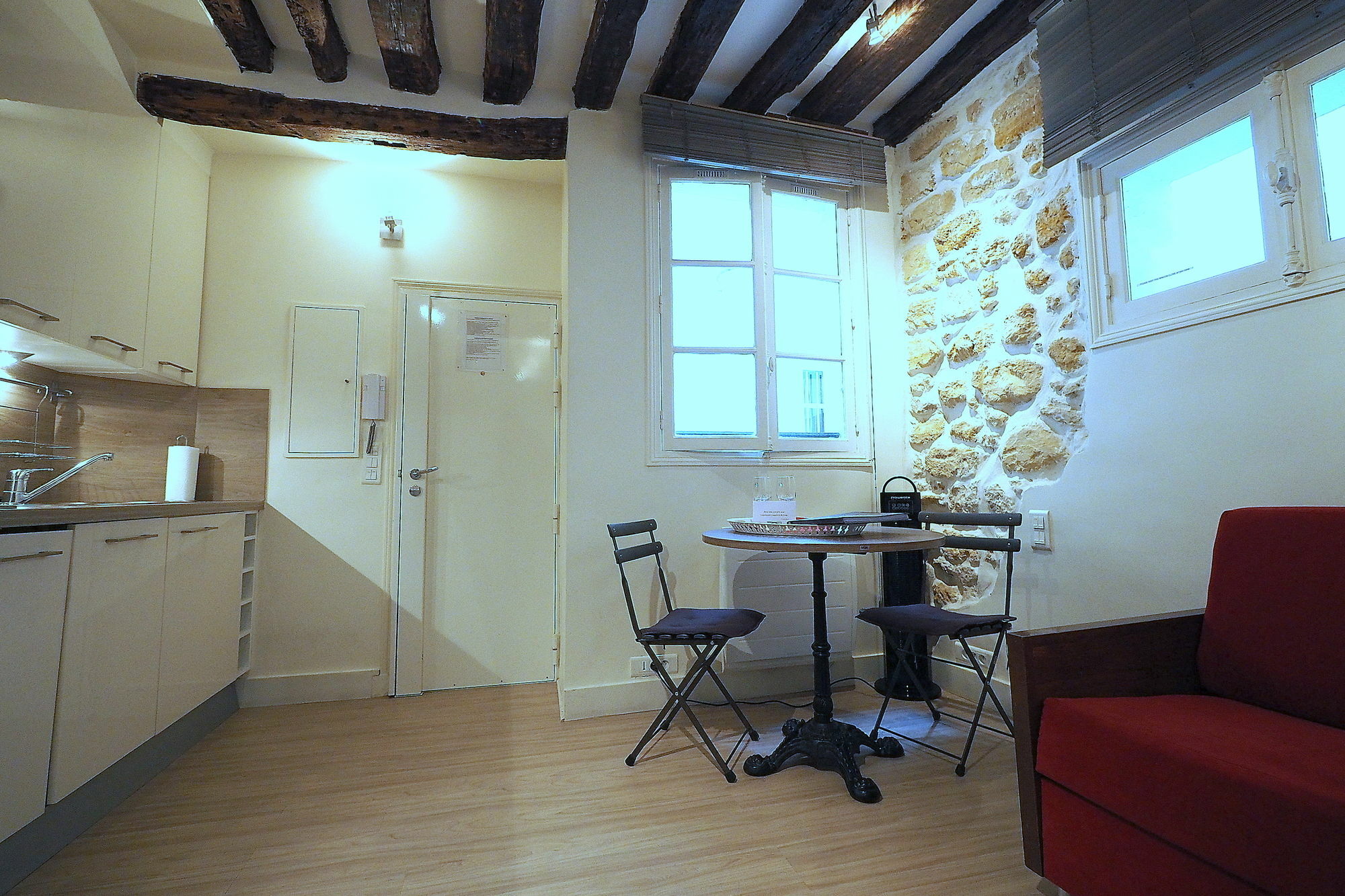 Louvre Parisian Chicsuites Apartment *
