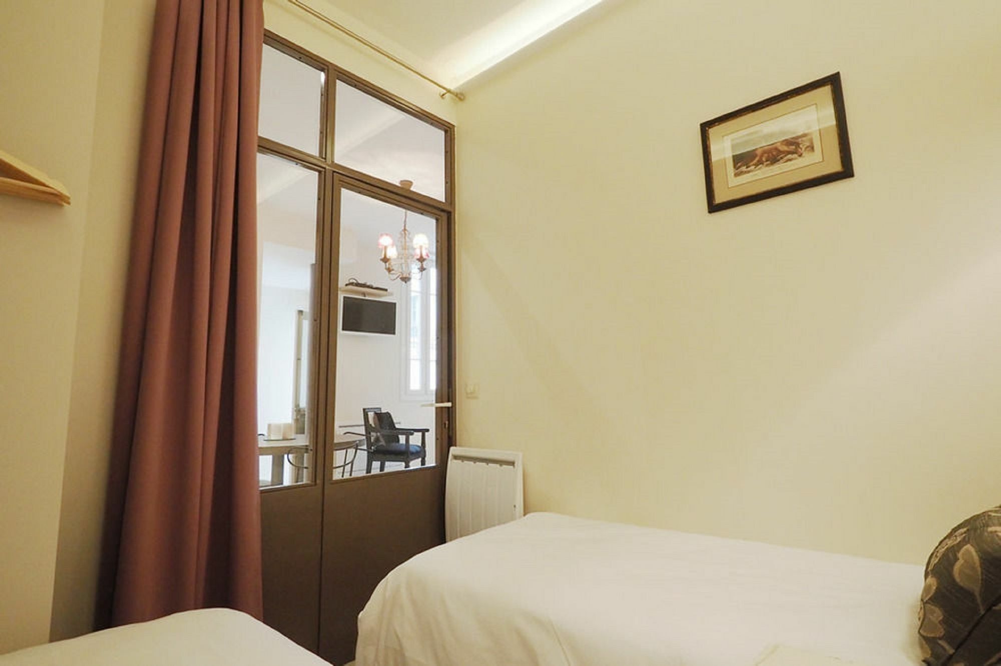 - Saint Germain Apartment *