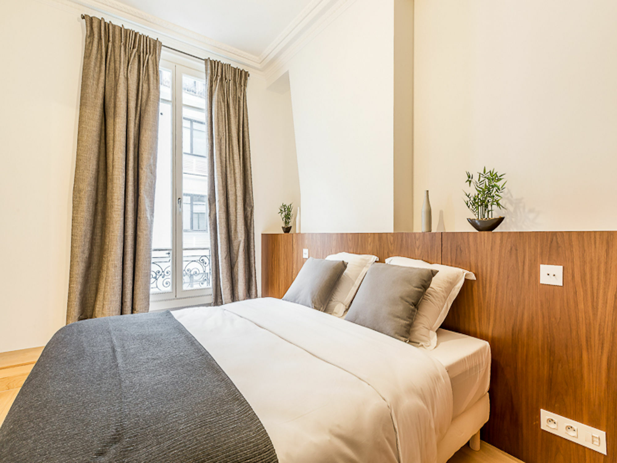 We - Champs Elysees 75008 Apartment