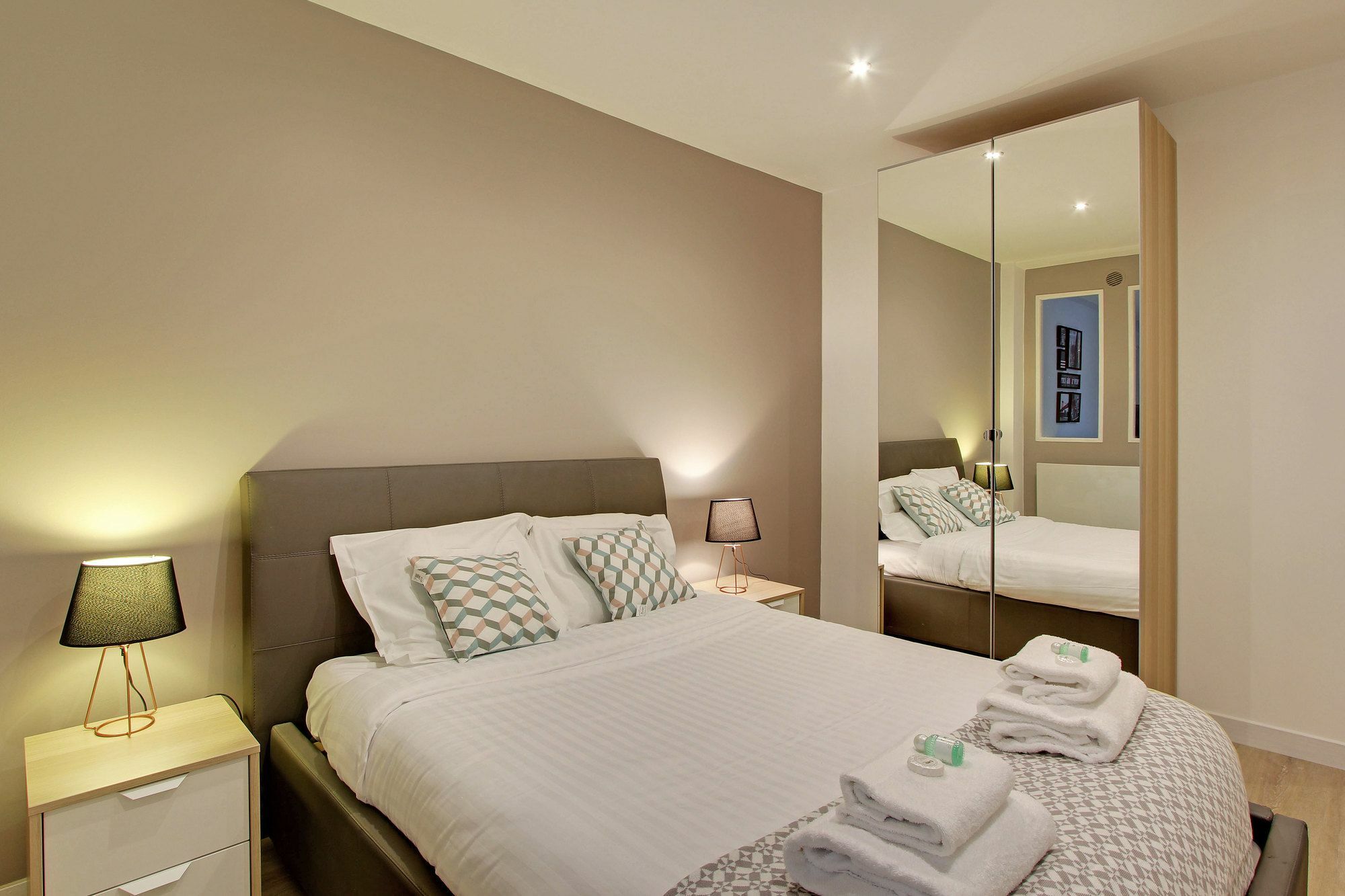 Apartment Pick A Flat - Le Marais / Republique