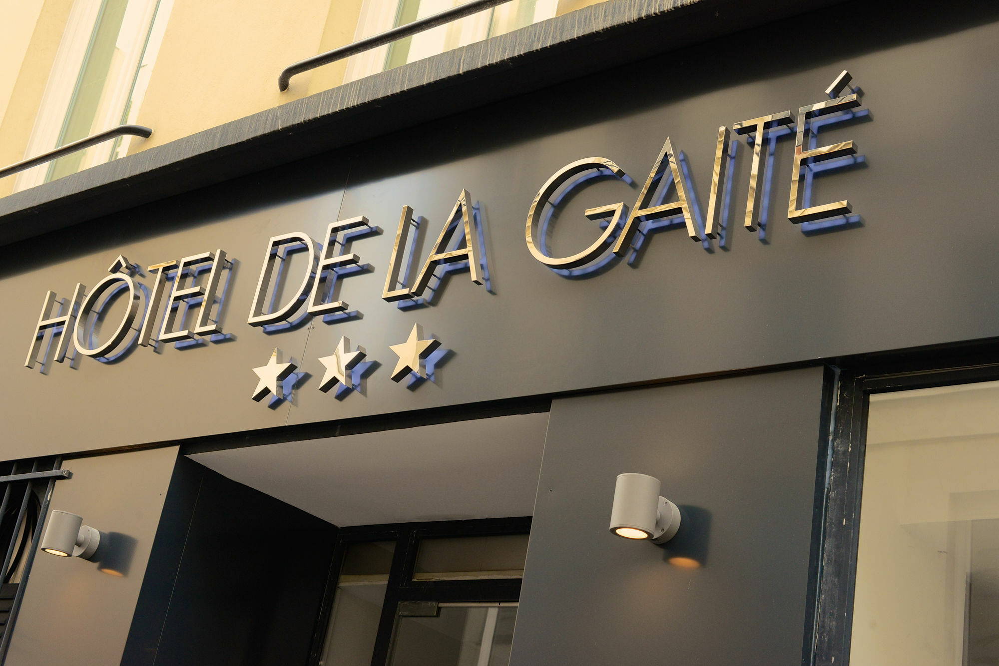 De La Gaite Hotel