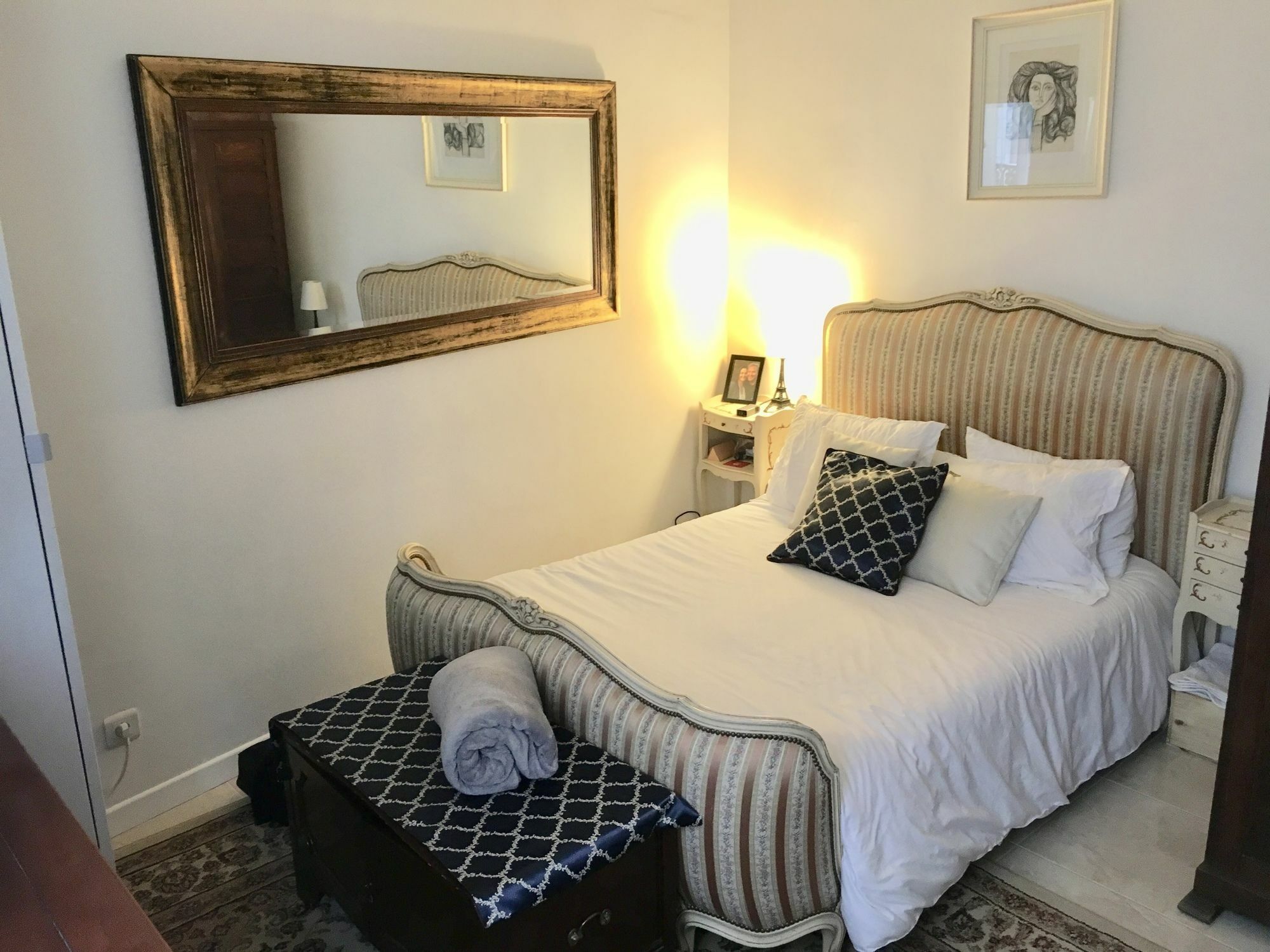Picasso Loved Place Apartment