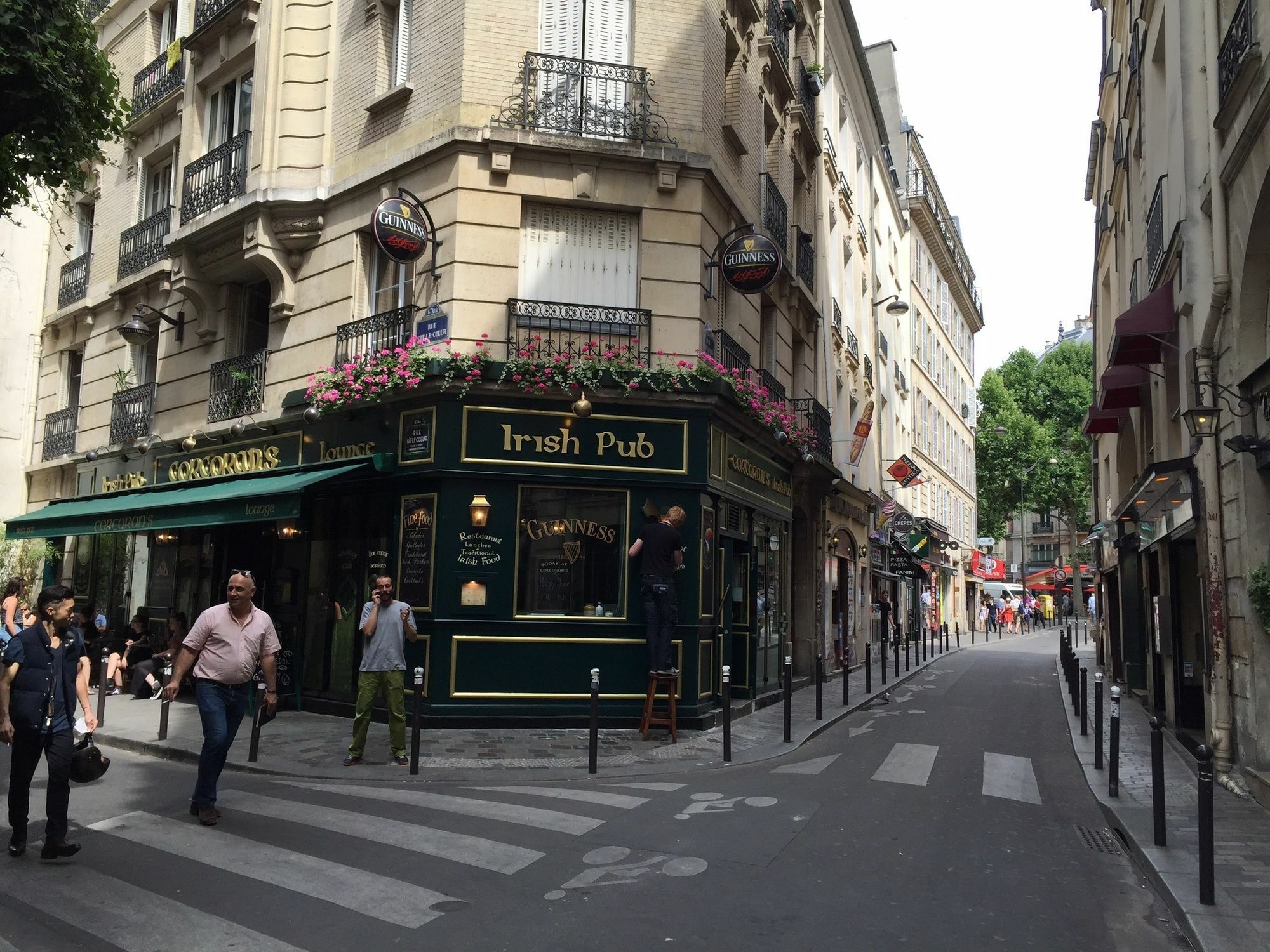 Picasso Loved Place * Paris