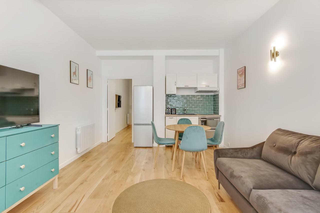 Pick A Flat's In Saint Germain - Rue Vaneau Appartement Paris