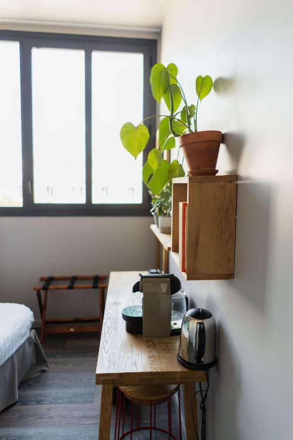 The People Belleville Albergue Paris