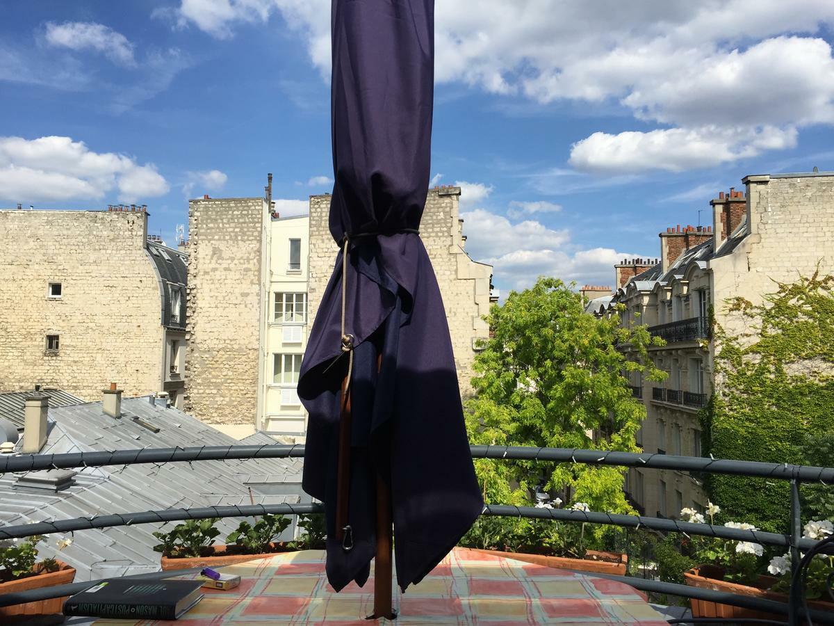 52 Clichy - D'hôtes * Paris