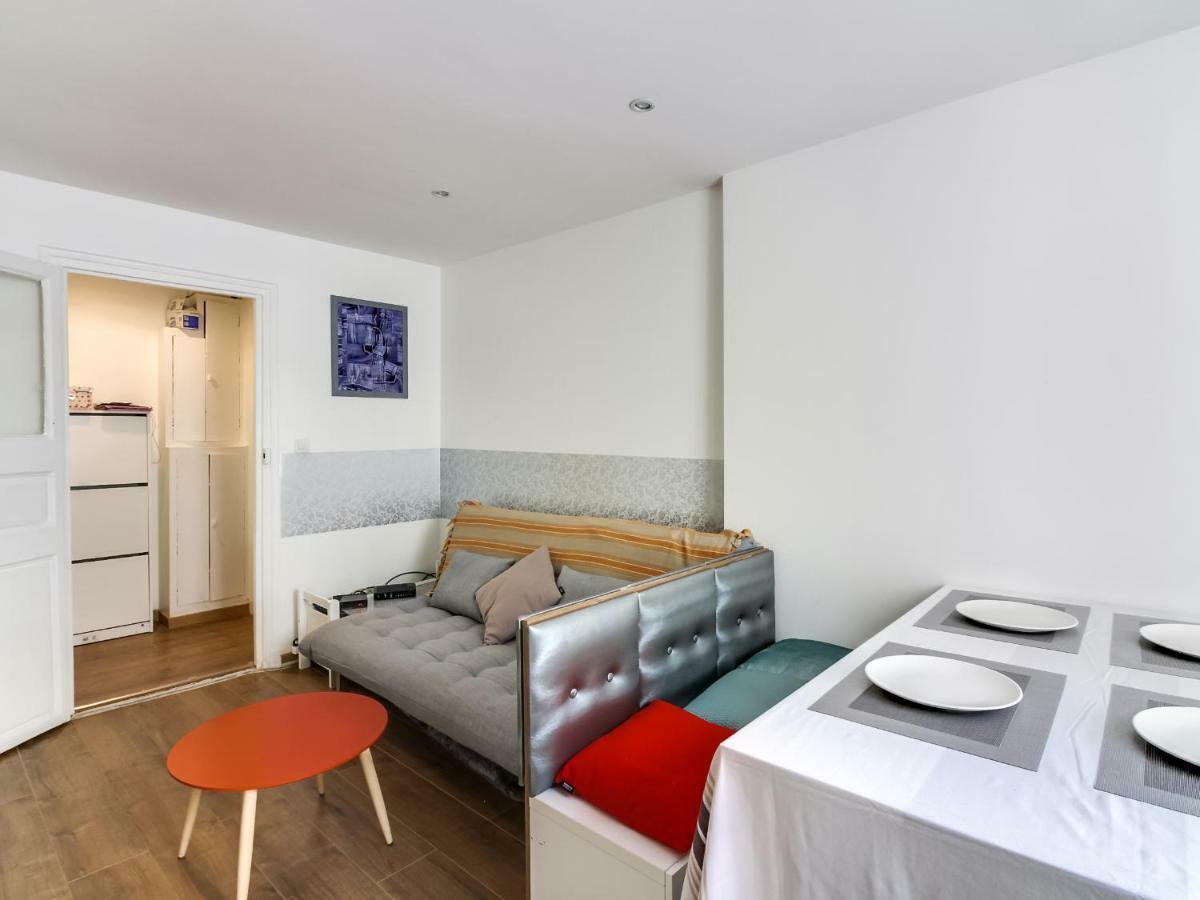 Du Louvre - Exceptional Situation At The Heart Of - Welkeys Appartement Paris