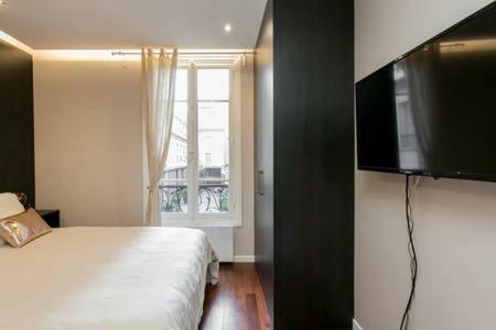 Charmant Studio Neuf Proche Des Invalides Appartement