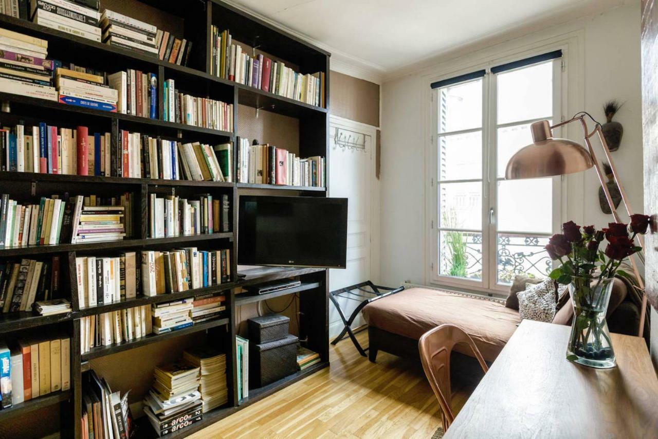 Left Bank Deluxe Apartment