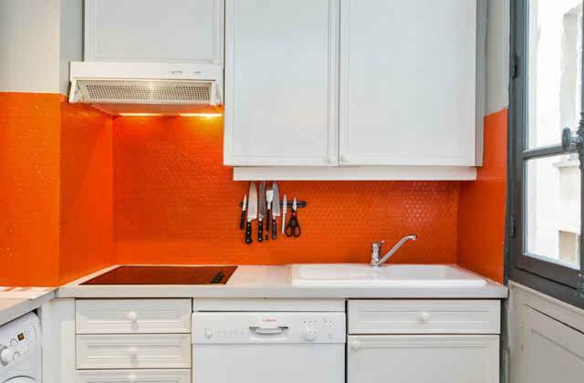 Large & Bright Apartment, Paris, Montmartre-opera, Picturesque Rue Des Martyrs *