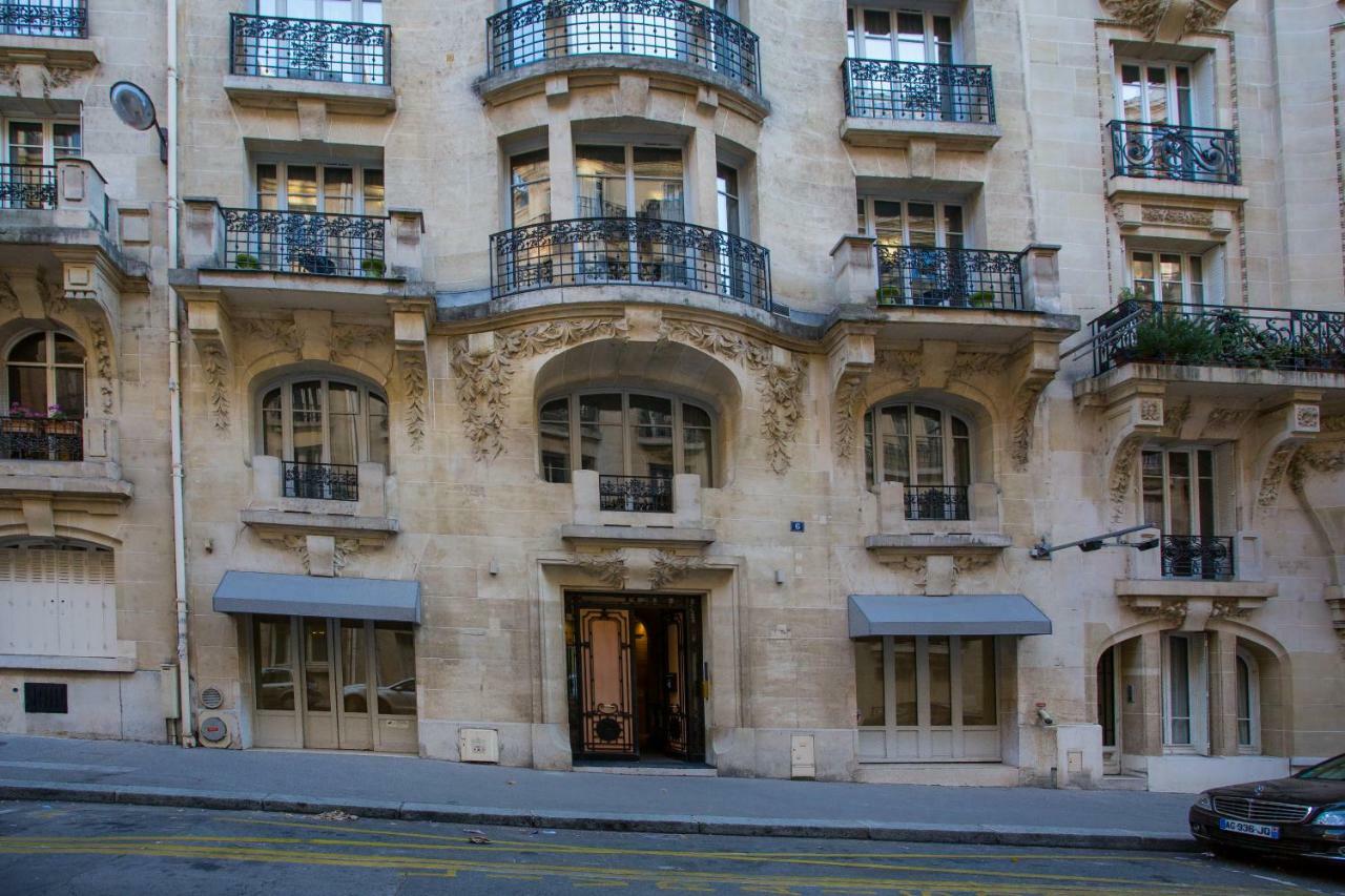 Cmg Paris