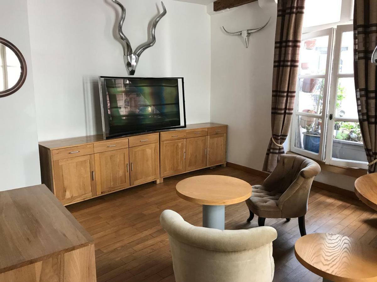 Quartier Montorgueil, Voie Pietonne, Dans Un Immeuble Du Xveme Apartment