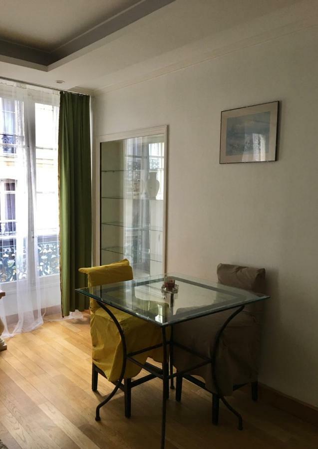 Apartment Eco Champs Elysees *
