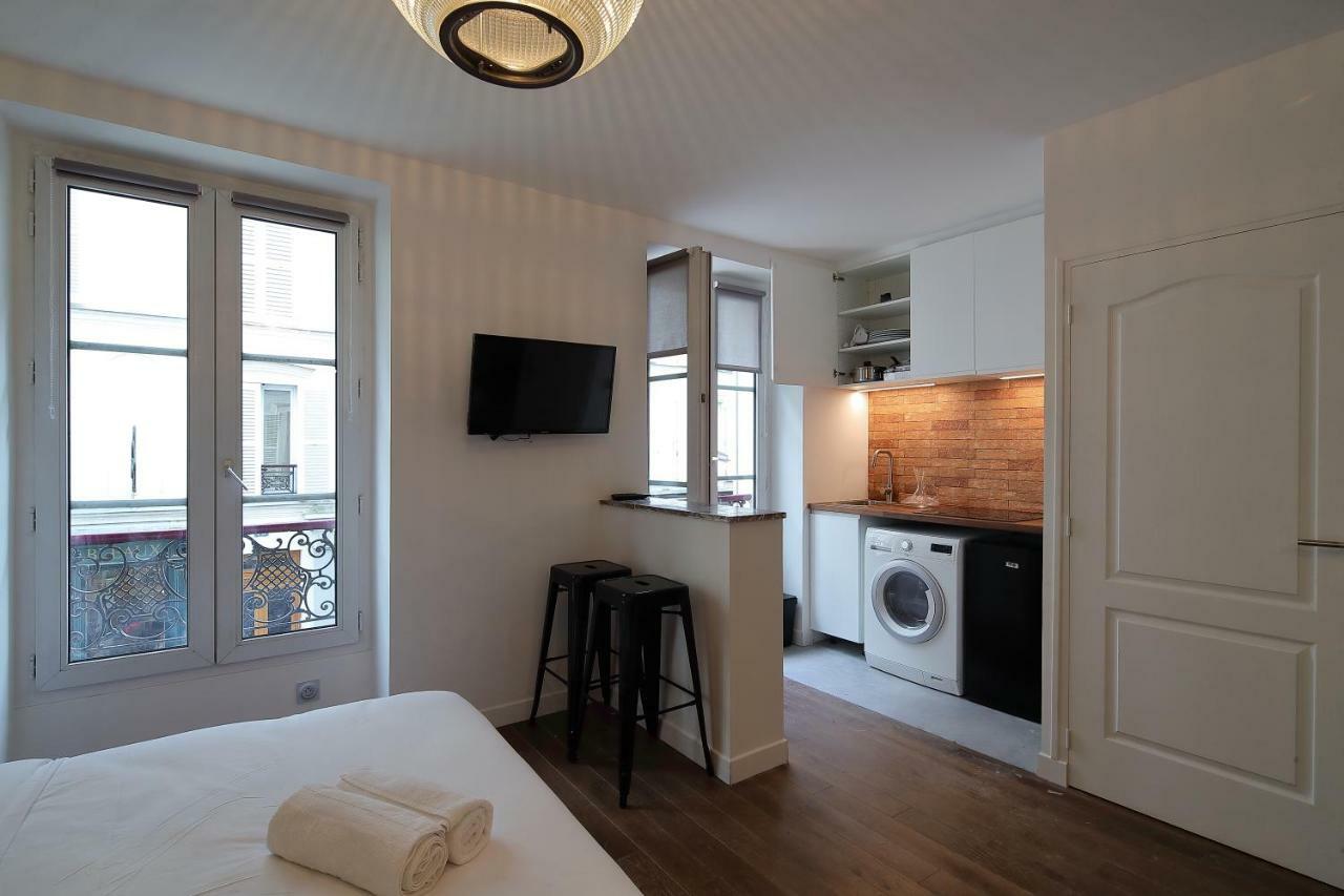 Studio De Charme Proche Tour Eiffel Et Rue Cler