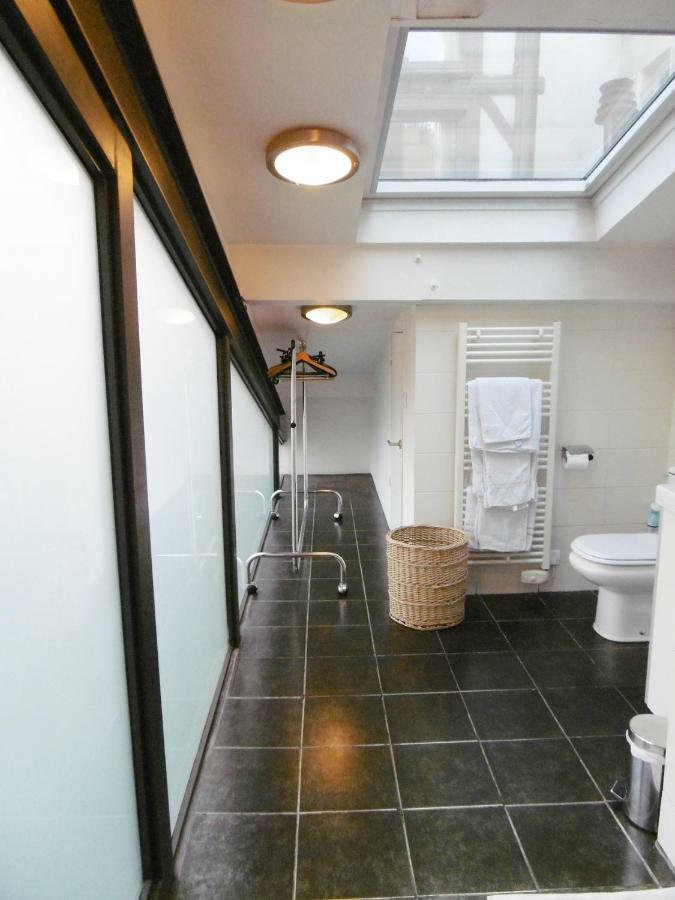 Loft Baron Bed & Breakfast *