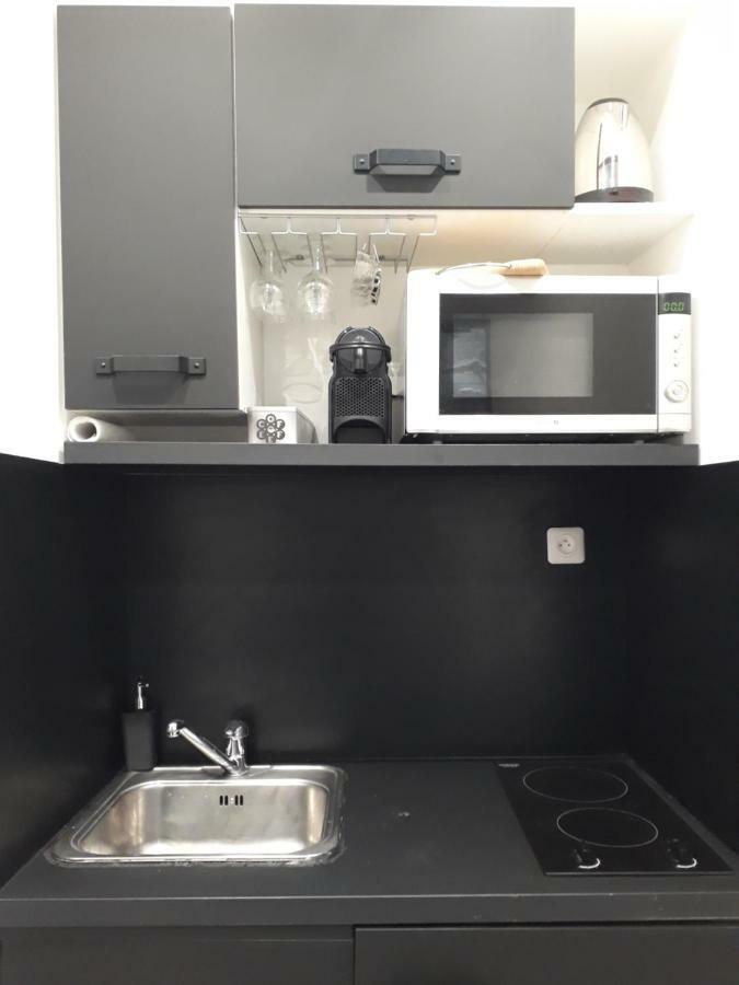 Appartement Studio Sur La Butte Montmartre Paris