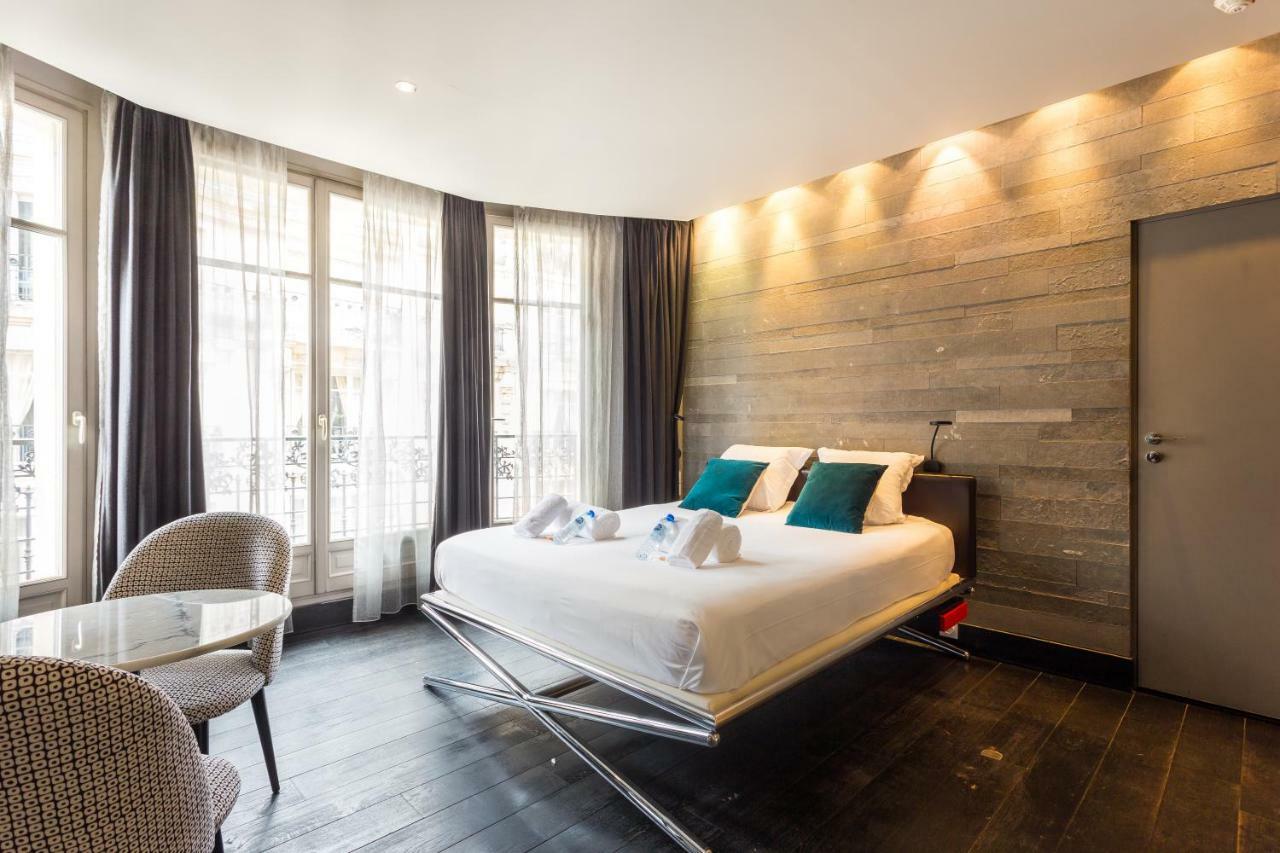Cmg * Paris