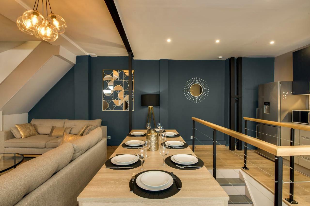 Beautiful Triplex In The Center Of