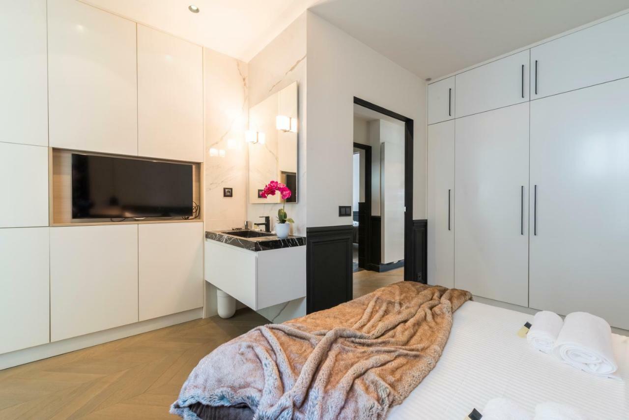 Luxury In Saint-germain Appartement Paris
