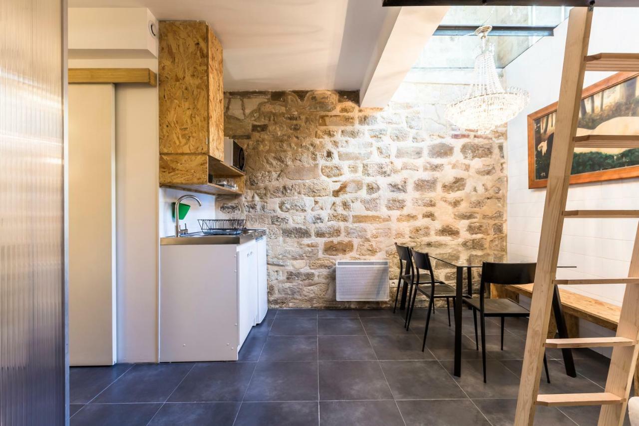 Appartement Attractive 25 M2 In A District Paris