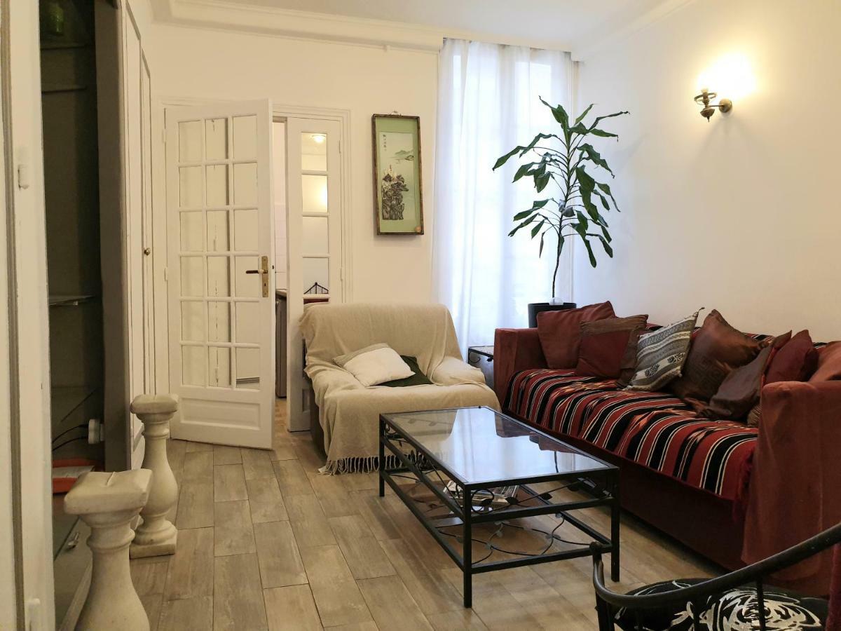 Apartment Eco Champs Elysees Paris