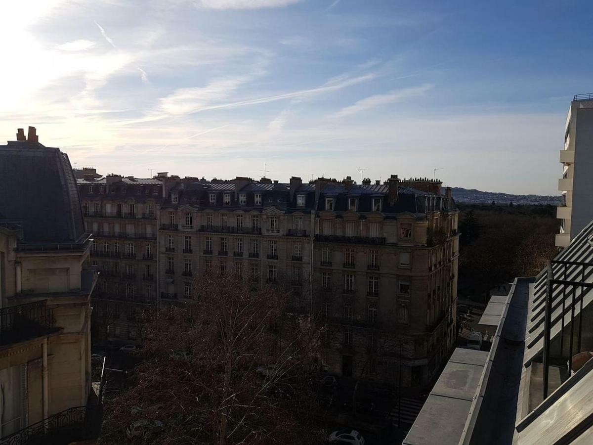 Apartment Amazing Studio Eiffel Tower View 16