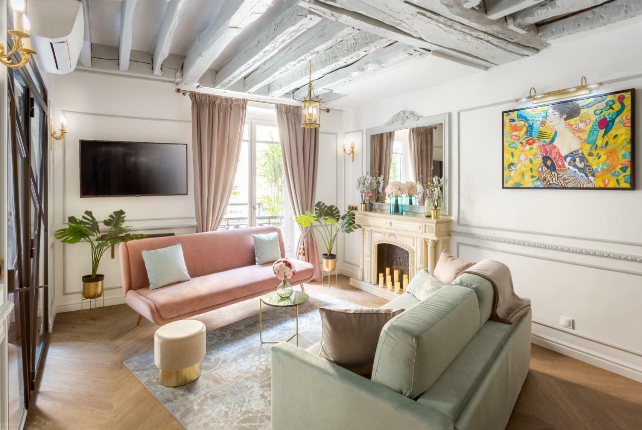 Luxury 4 Bedroom 3 Bathroom Aristocratic - Louvre *