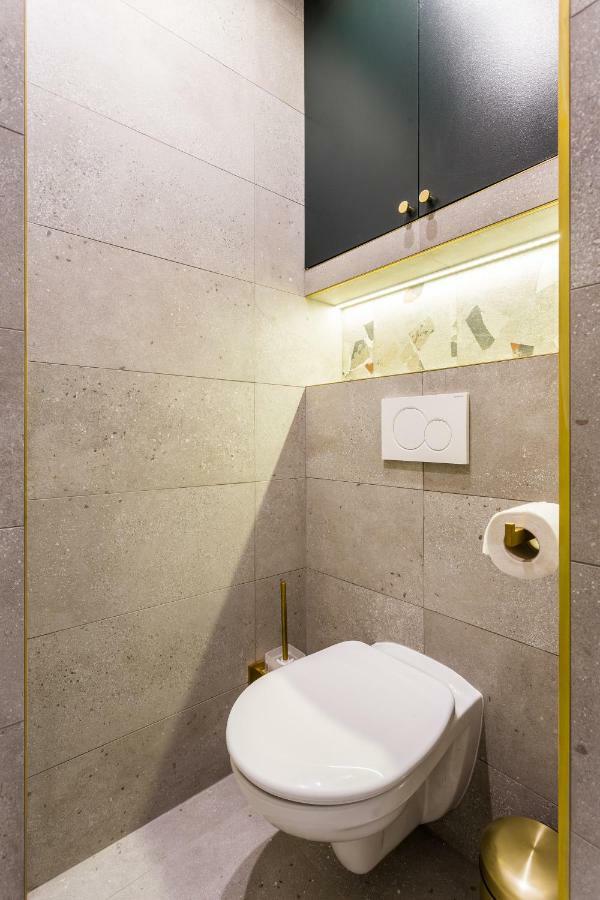 Cmg Charonne / Voltaire Iii Apartment Paris