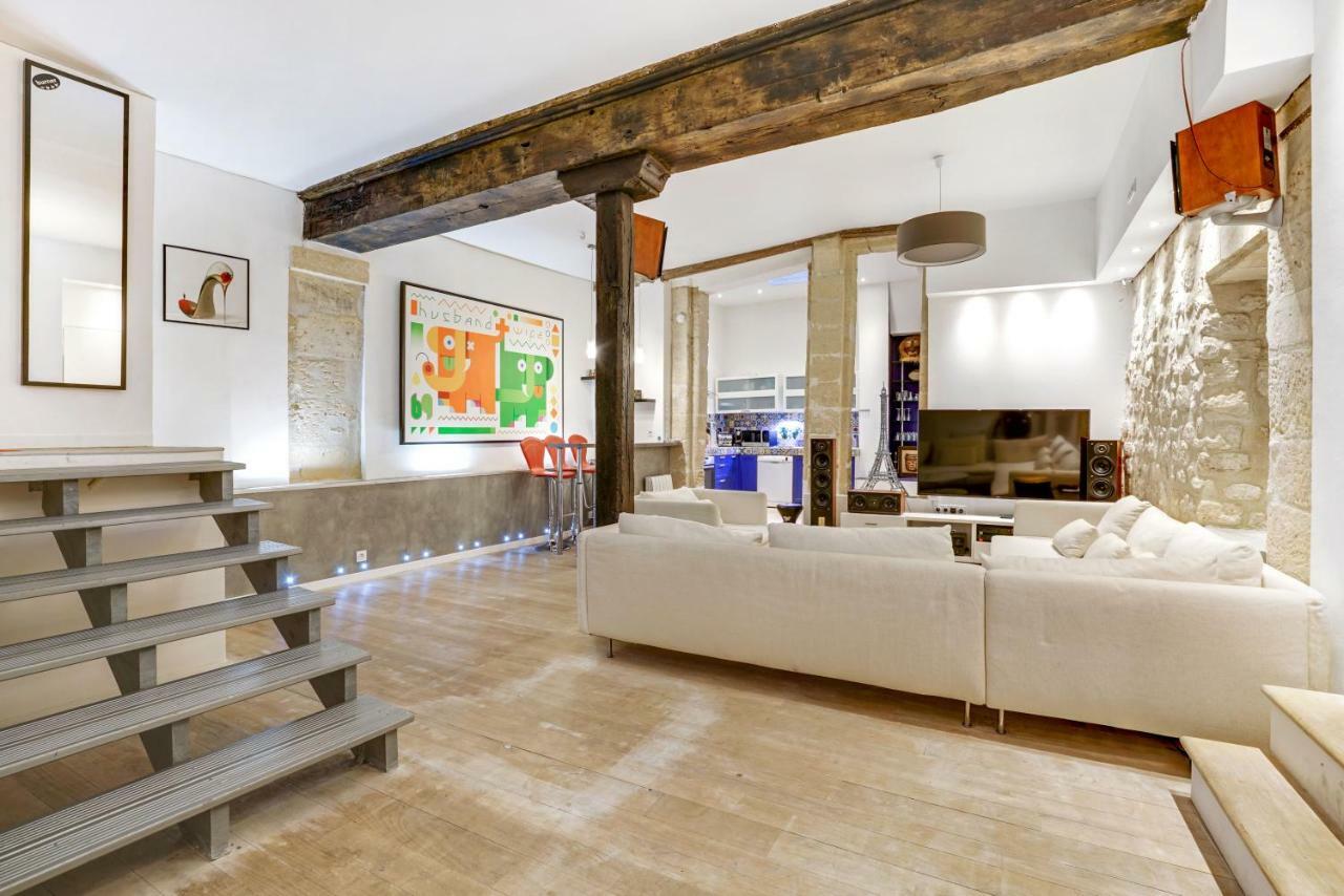 Luxury Loft Center Of Apartment