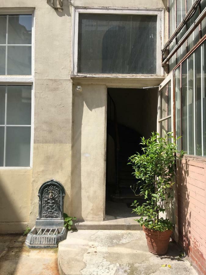 Maisonnette Sur Cour Apartment Paris