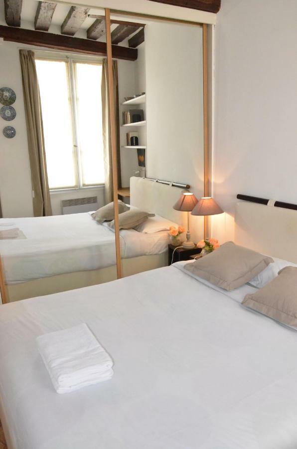 Apartment Latin Quarter - Saint Michel Unit 004