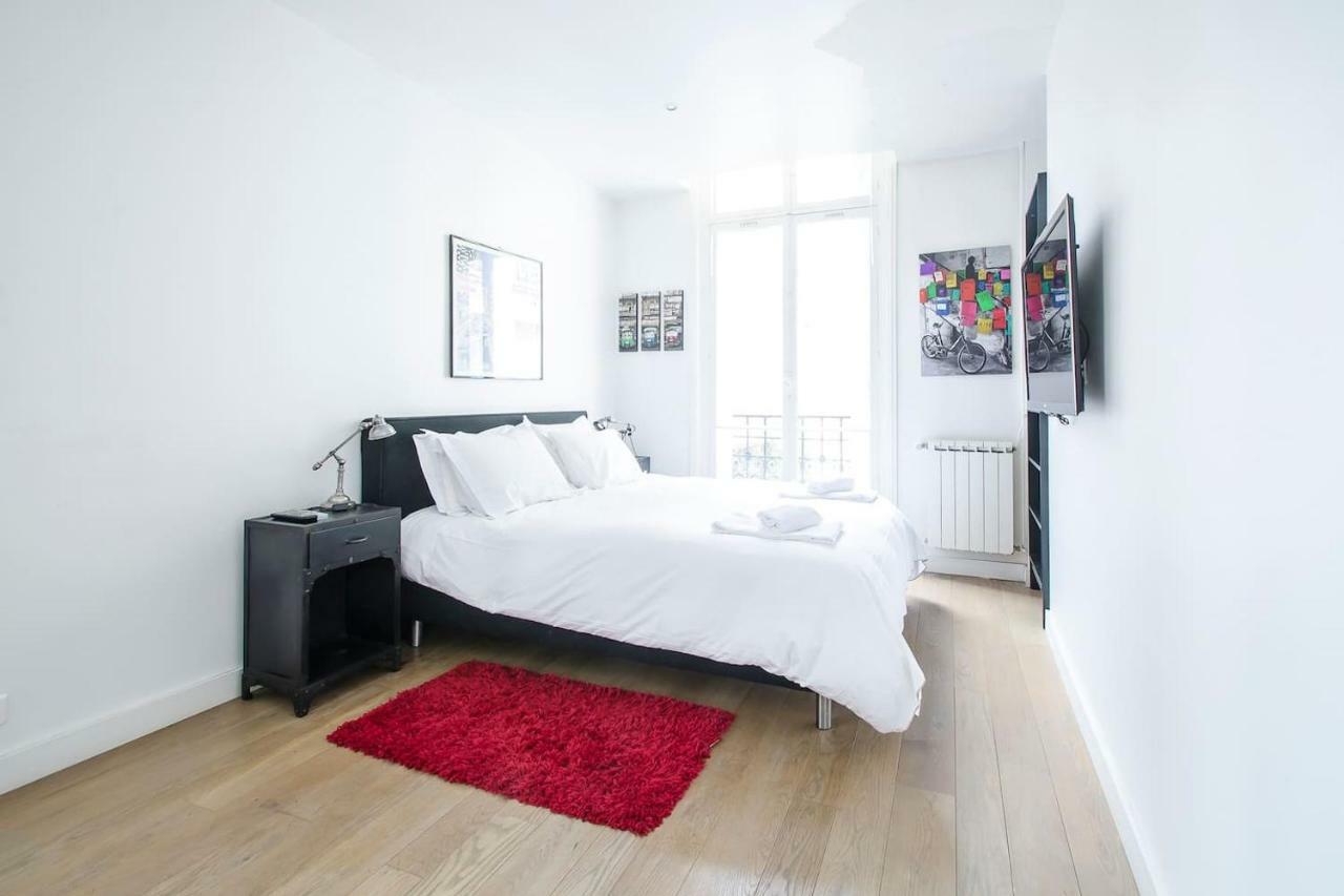 Apartment Gorgeous Eiffel Tower Paris