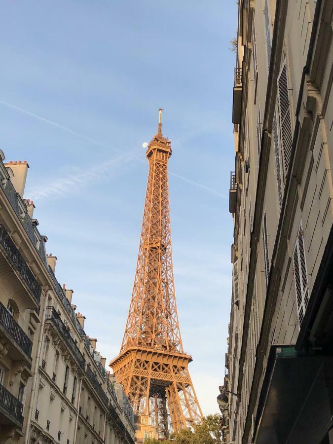 Tour Eiffel Homestay *