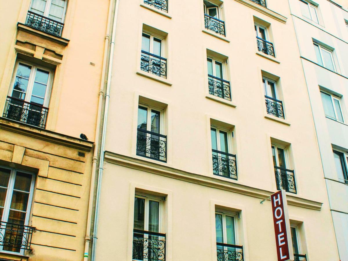 & Dreams Hotel