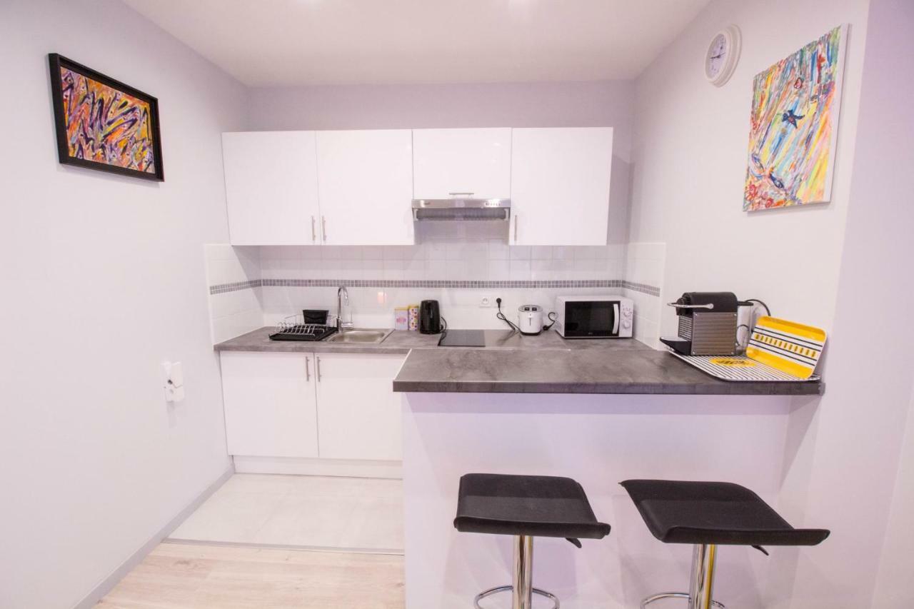 Office- Rue Saint-fargeau Apartamento *