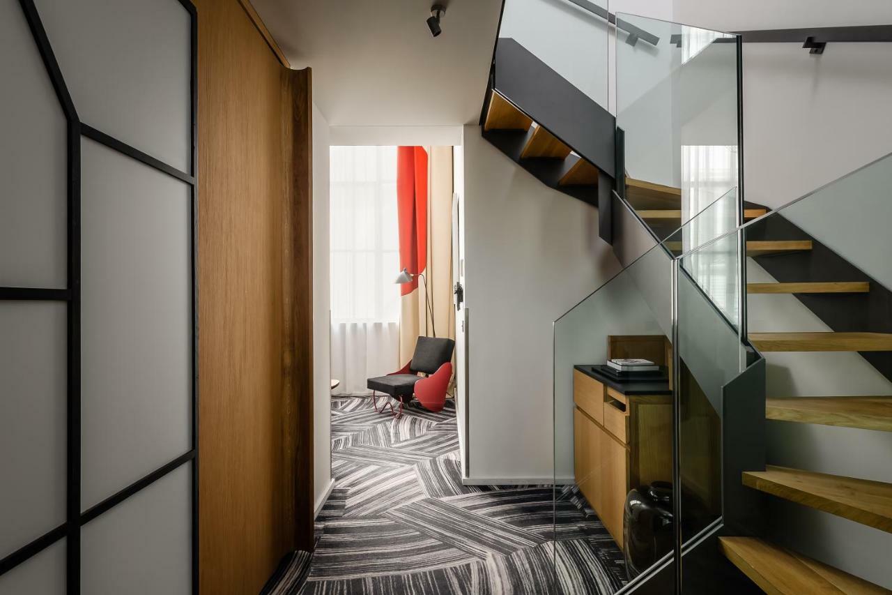 Hotel Du Ministere 4*