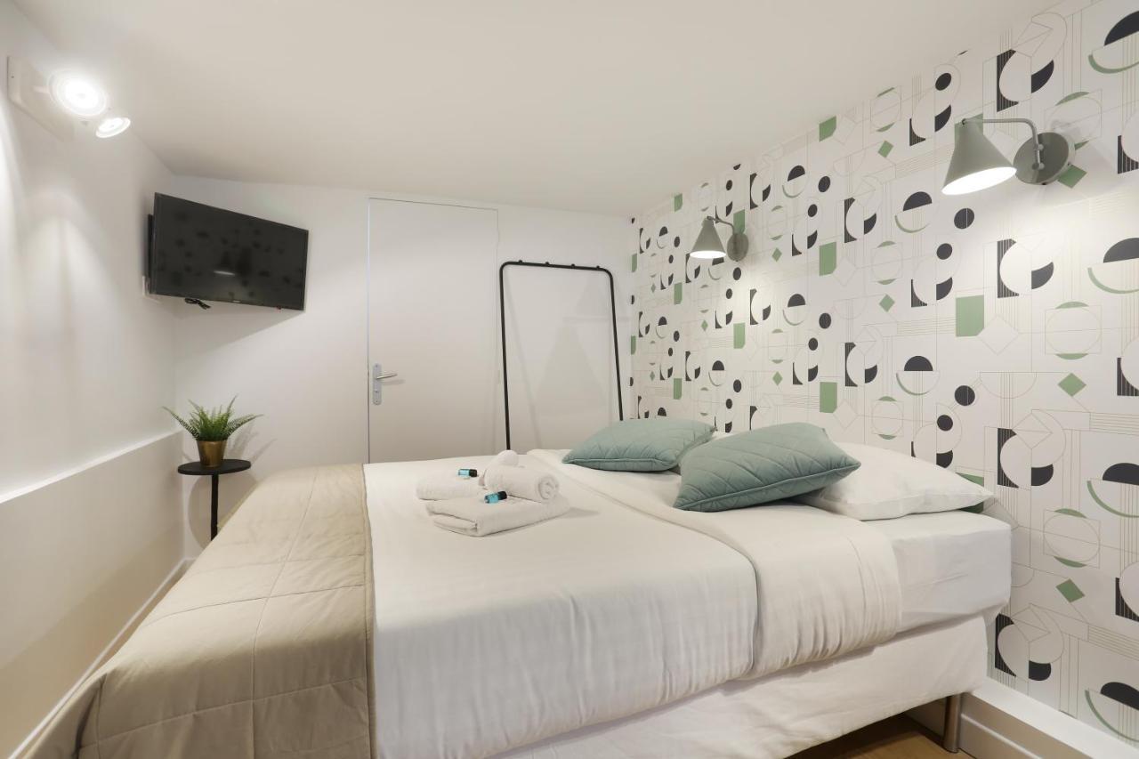 Clery Studio Apartment Paris