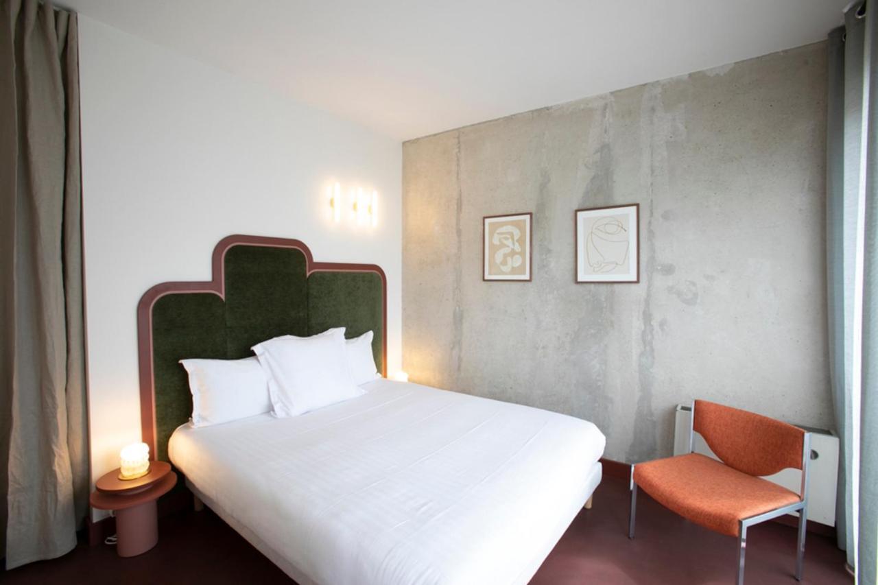 Joie Paris Bargue Apartment Paris