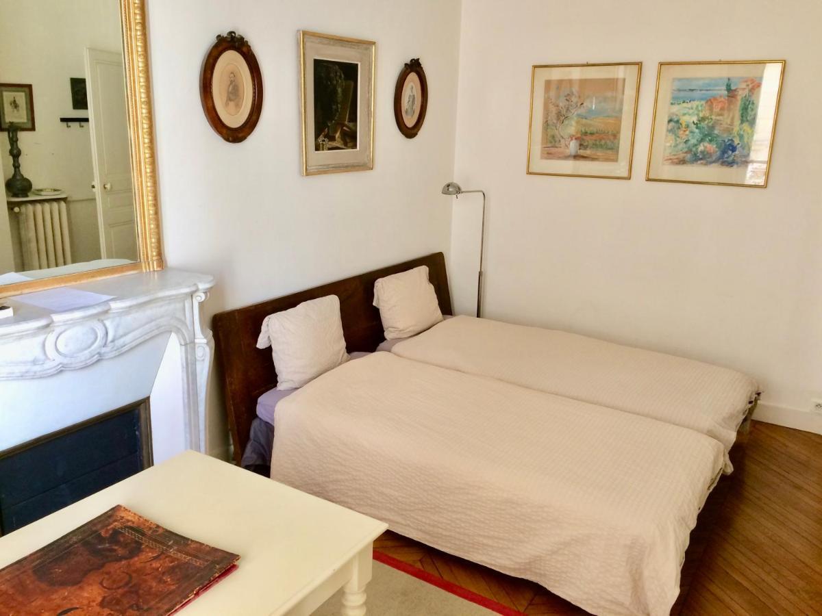 Charming Bedroom Séjour chez l'habitant Paris