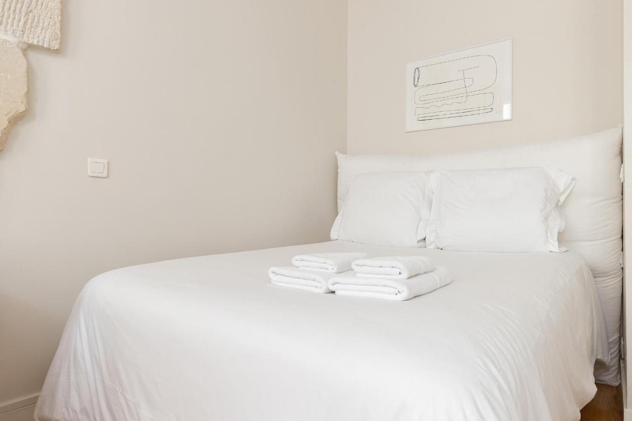 Orange Apartment