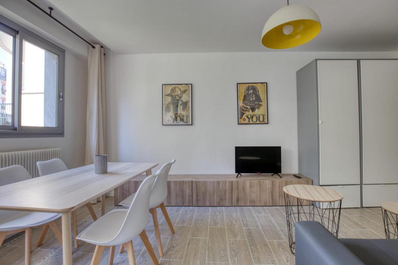 Charming In The Heart Of The 19th Apartment *