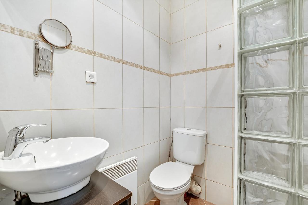 Pick A Flat's In Batignolles - Rue Biot * Paris