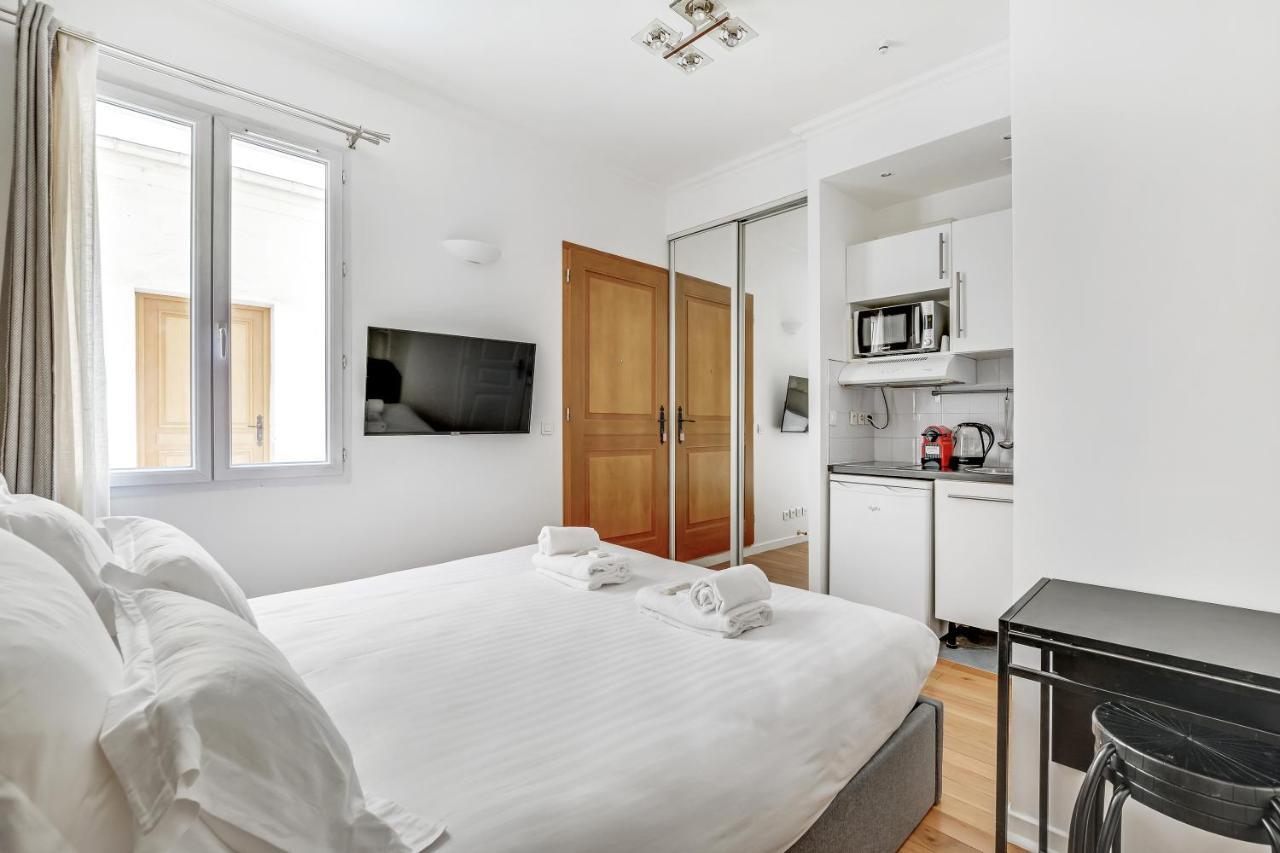 Pick A Flat's In Batignolles - Rue Biot Apartment