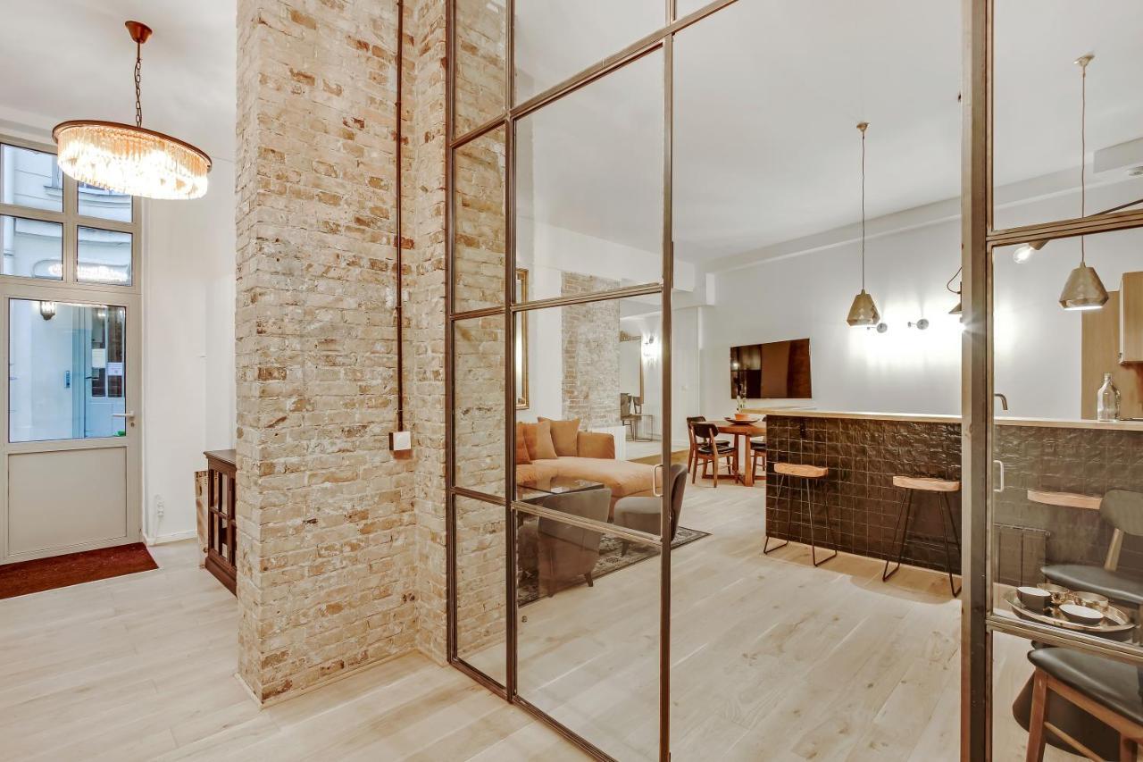 Pick A Flat's In Louvre Saint Honore Apartment