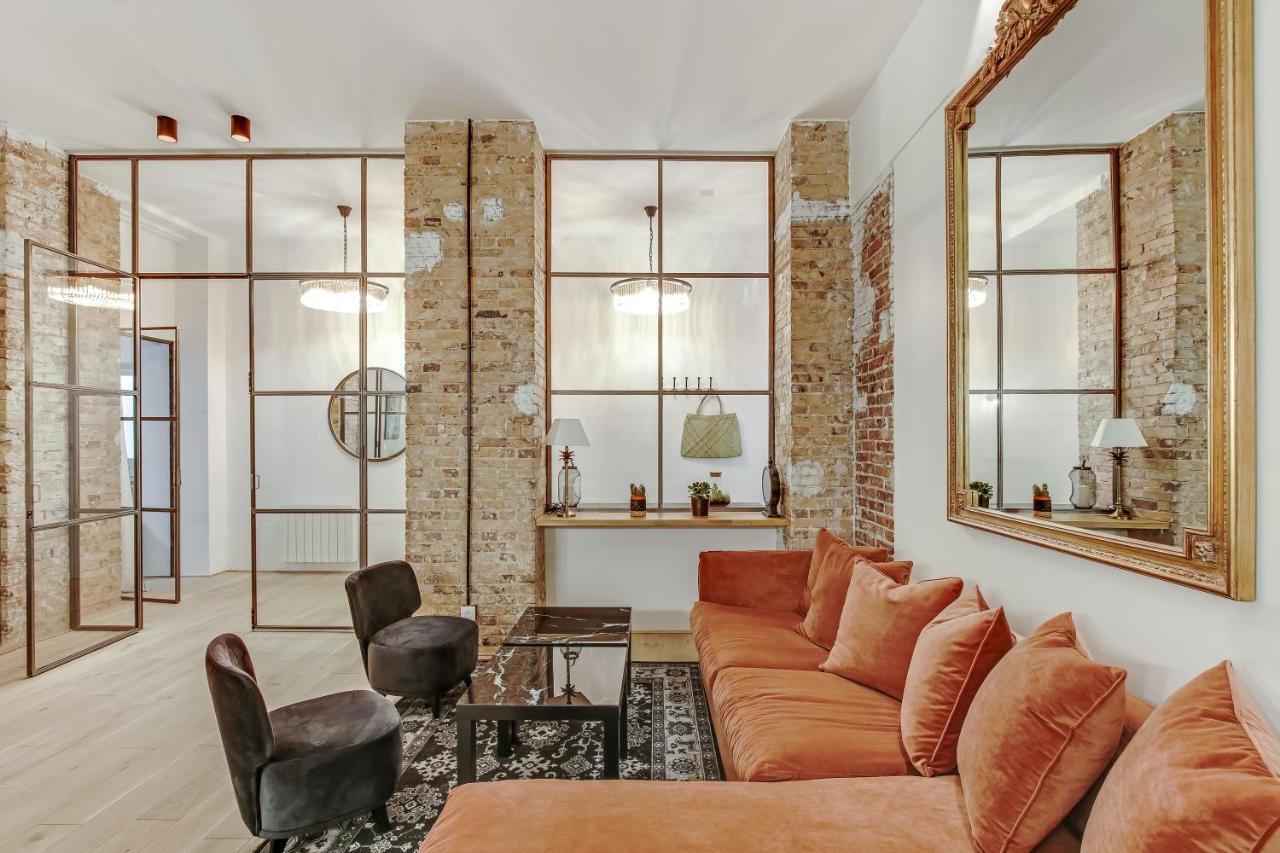 Pick A Flat's In Louvre Saint Honore Apartment Paris